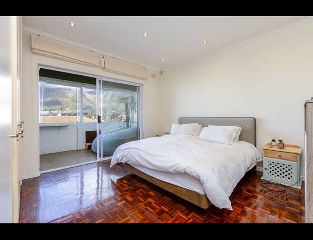 2 BEDROOM APARTMENT FOR SALE IN TAMBOERSKLOOF